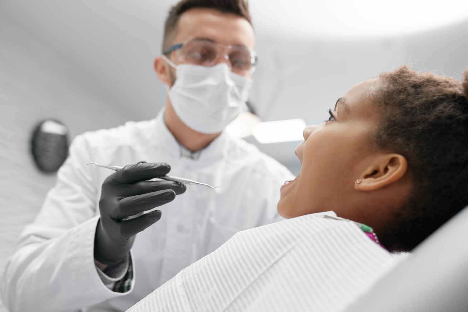 Dentist for Dental Trauma Glenmoor, OH